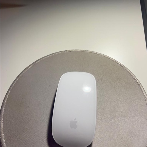 Im selling my Imac 2021, very new, never damaged. - Picture 7 of 8